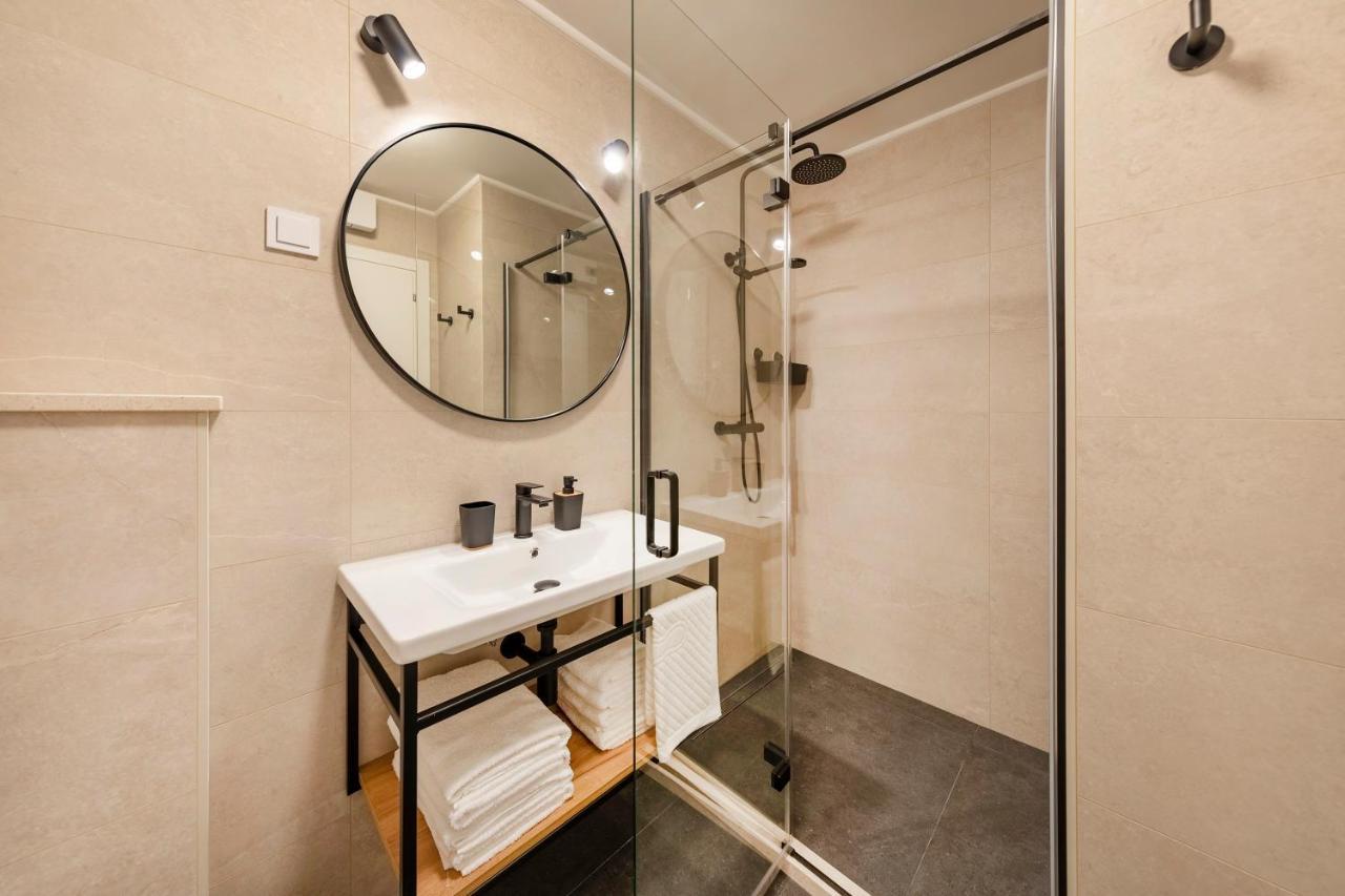 Fani With Free Private Parking Apartament